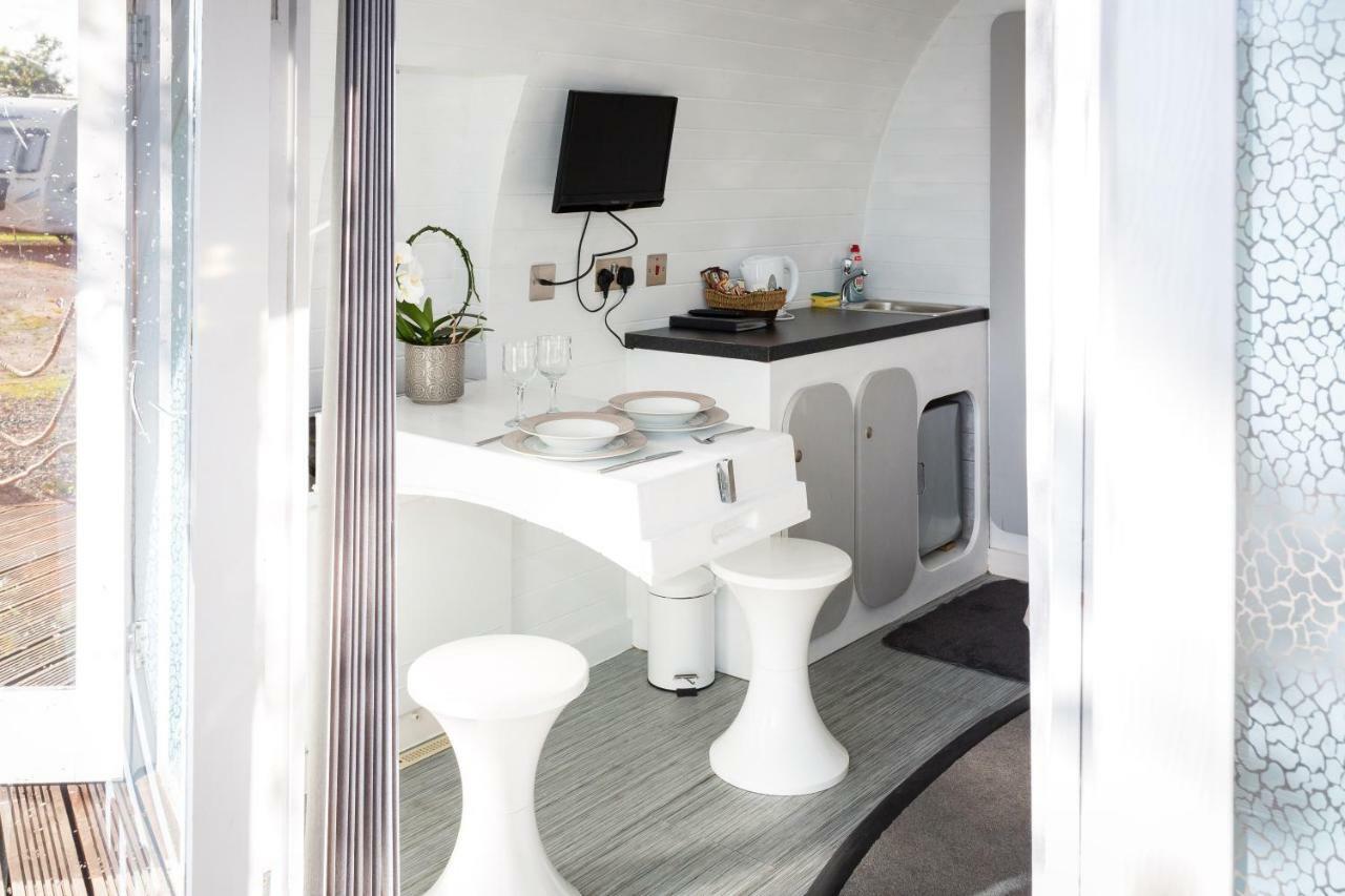 Buttles Glamping Pod Hotel Сондърсфут Екстериор снимка