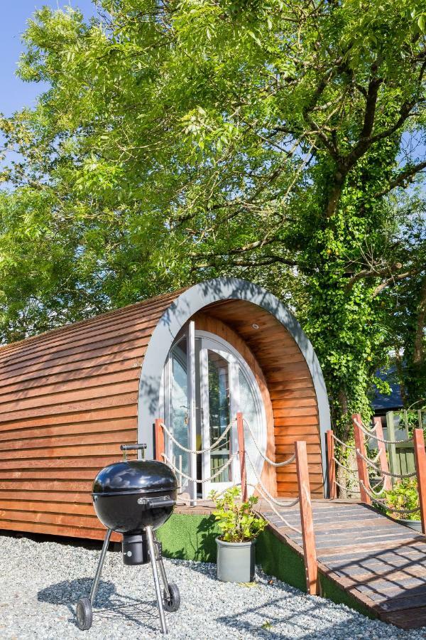 Buttles Glamping Pod Hotel Сондърсфут Екстериор снимка